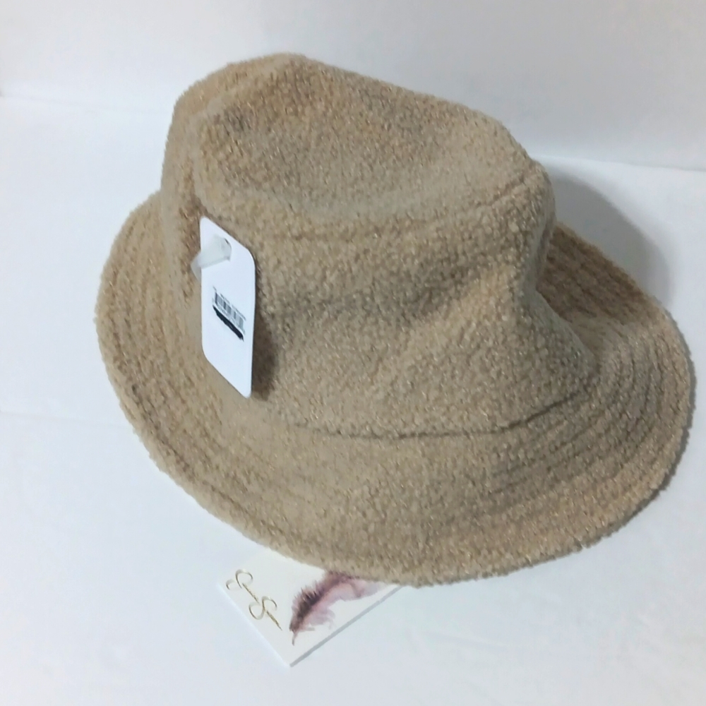 Jessica Simpson Terry Cloth Bucket Hat – Perfect for Windy & Rainy Spring Days!